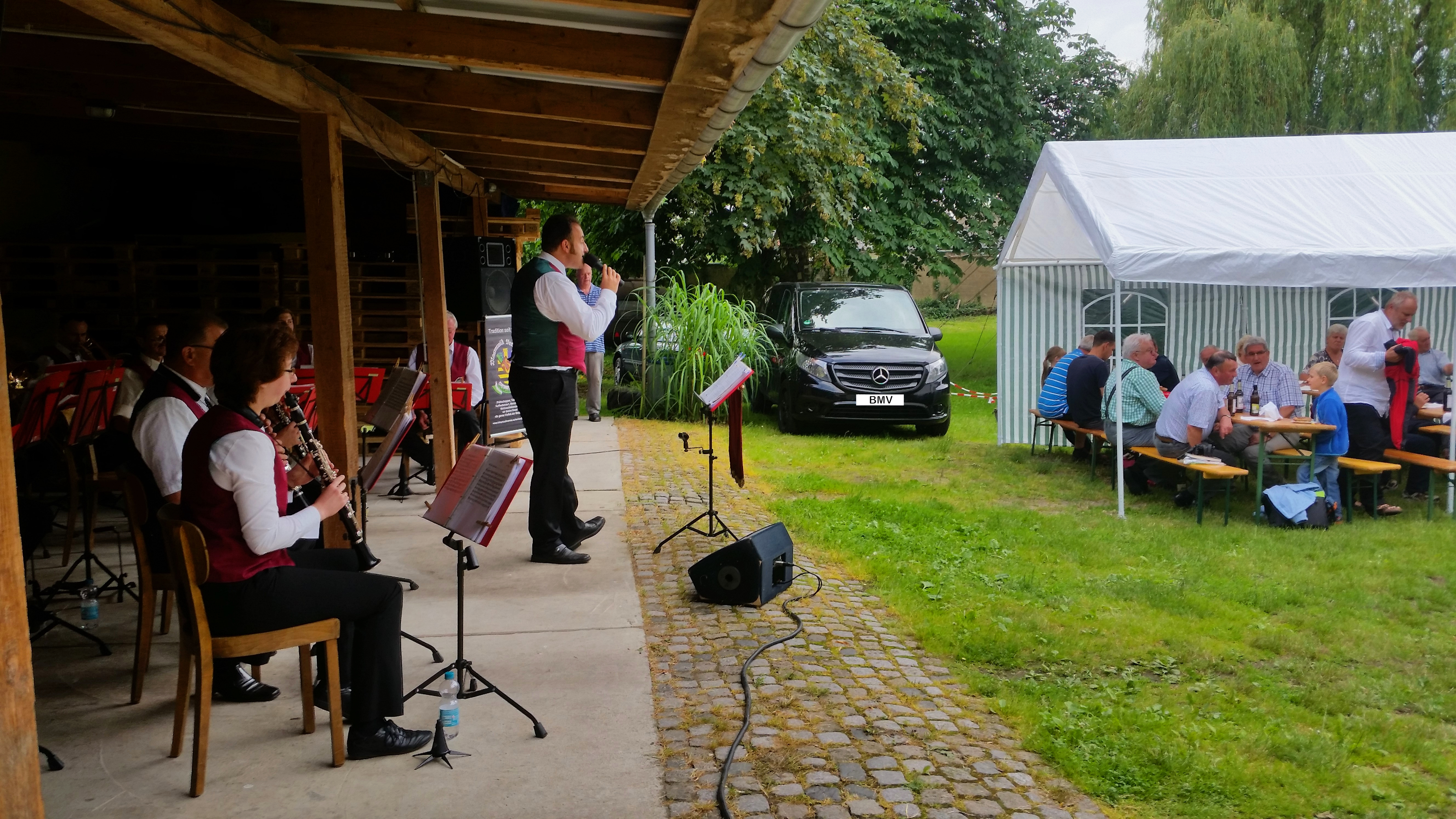 Johannesfest im Pfarrgarten in Glesien 2016 - Blasmusikverein Schenkenberg e.V.