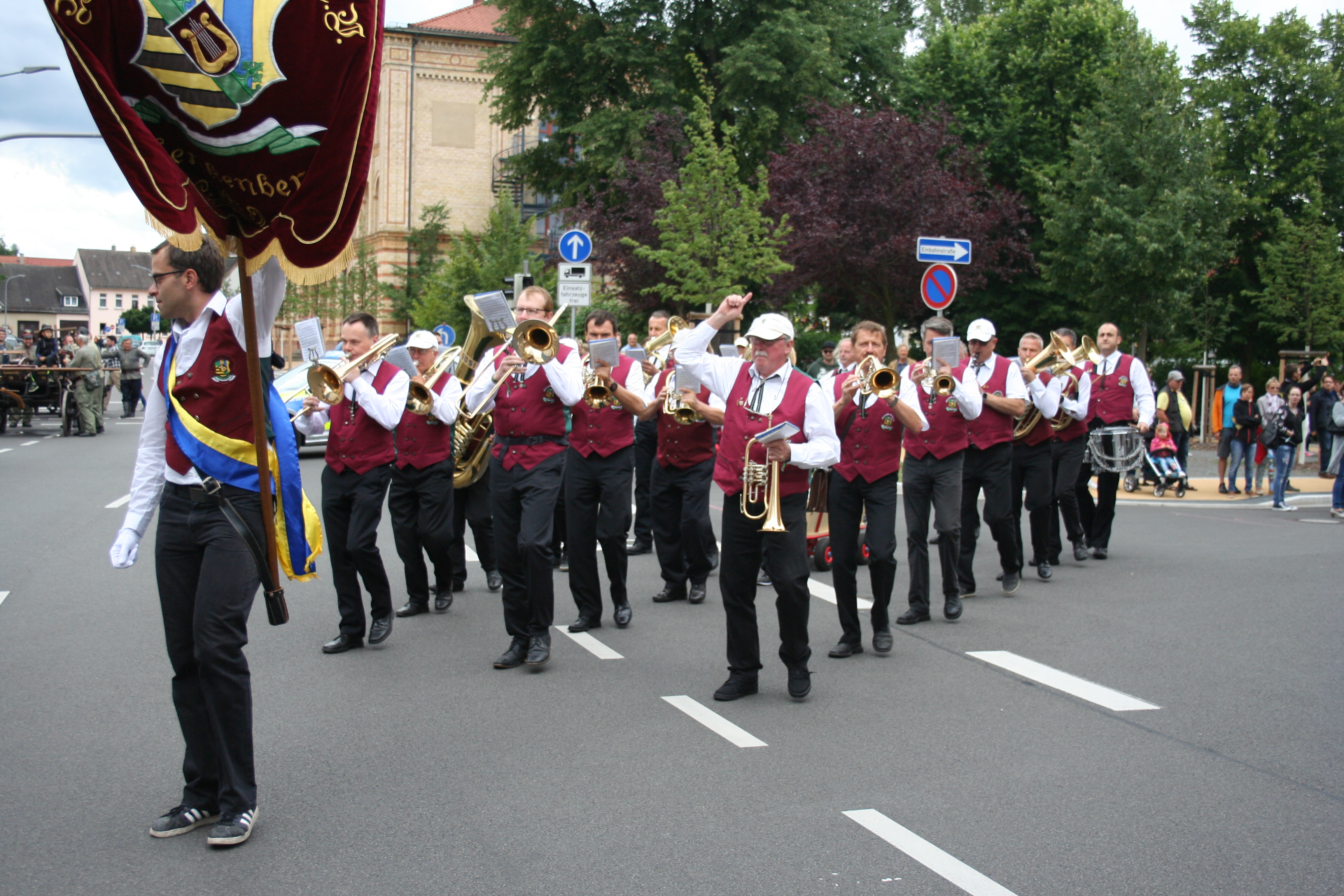 Festumzug Peter und Paul Delitzsch 2017 - Blasmusikverein Schenkenberg e.V.